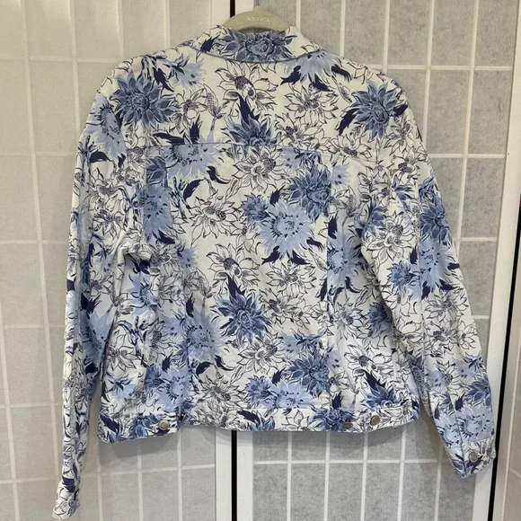 Pendleton Vintage White Denim Jacket with Blue Floral Print Size M - Picture 6 of 6